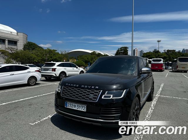 Land Rover Range Rover 2018 — photo 1