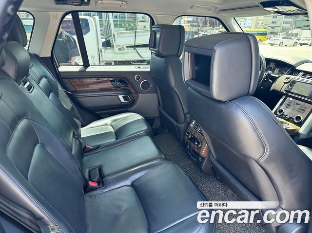 Land Rover Range Rover 2018 — photo 9