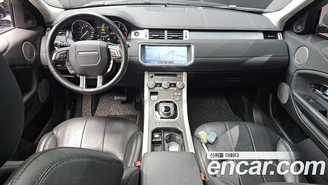 Land Rover Range Rover Evoque 2018 — photo 10
