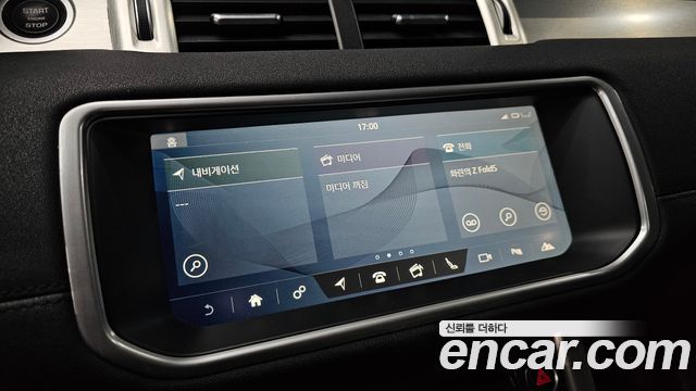 Land Rover Range Rover Evoque 2018 — photo 22