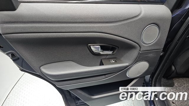 Land Rover Range Rover Evoque 2018 — photo 15