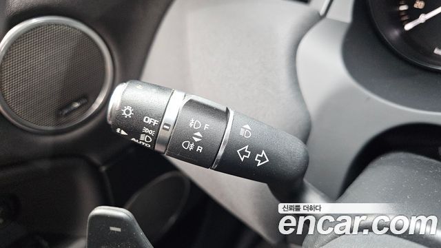 Land Rover Range Rover Evoque 2018 — photo 27