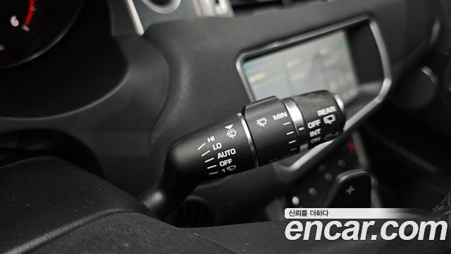 Land Rover Range Rover Evoque 2018 — photo 28