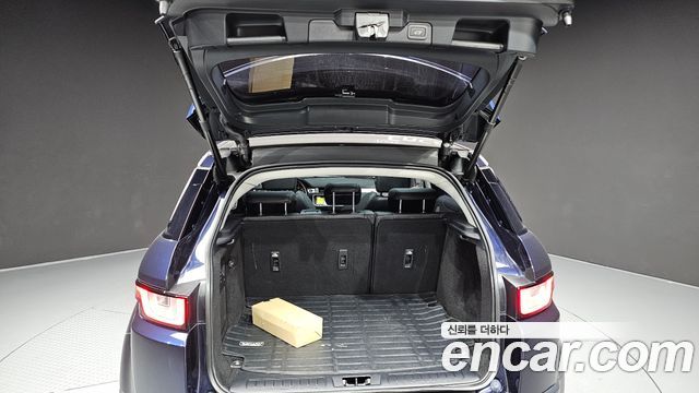 Land Rover Range Rover Evoque 2018 — photo 30