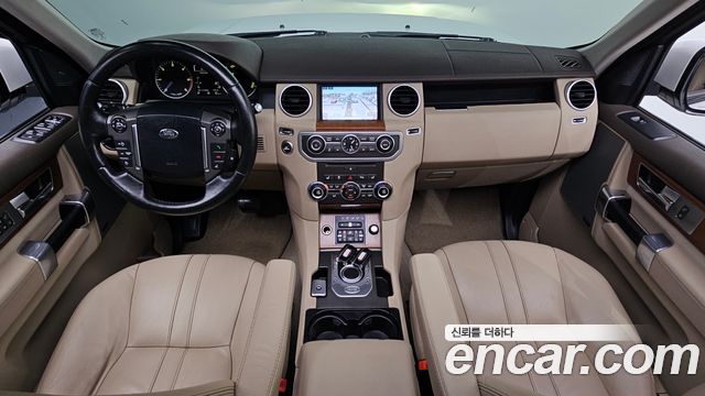 Land Rover Discovery 2016 — photo 7
