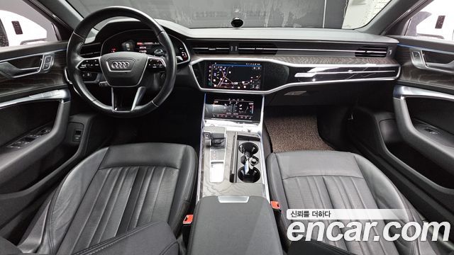 Audi A6 2021 — photo 10