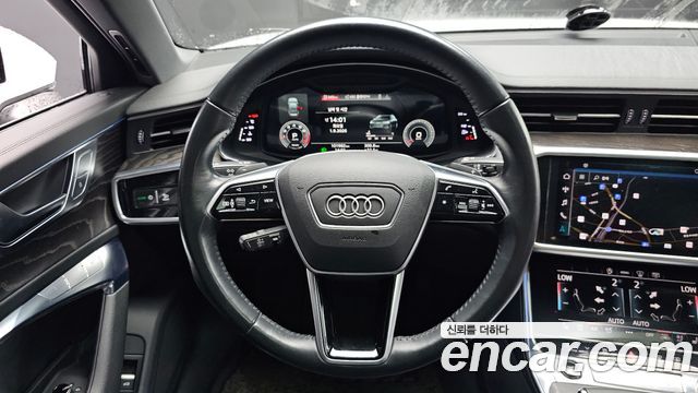 Audi A6 2021 — photo 18