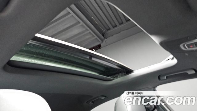 Audi A6 2021 — photo 25