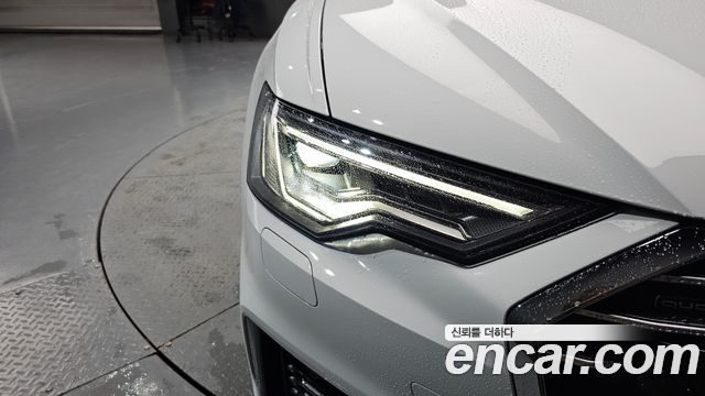 Audi A6 2021 — photo 8