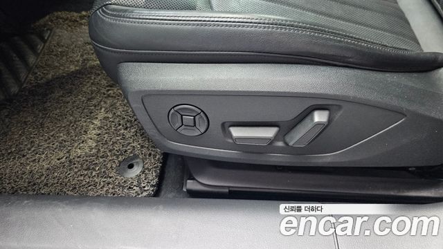 Audi A6 2021 — photo 33