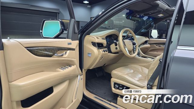Cadillac Escalade 2018 — photo 10