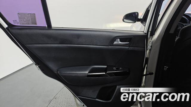 Kia Sportage 2016 — photo 15