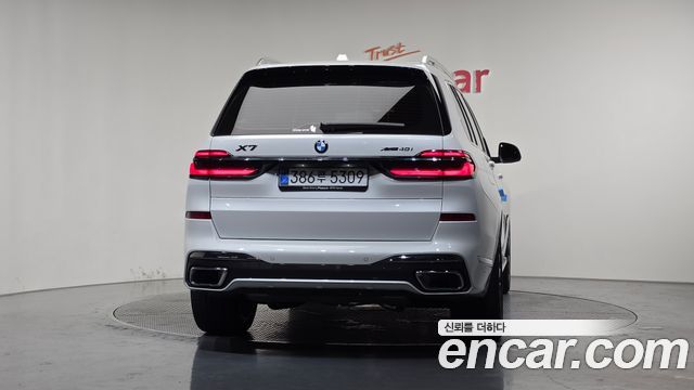 BMW X7 2025 — photo 4