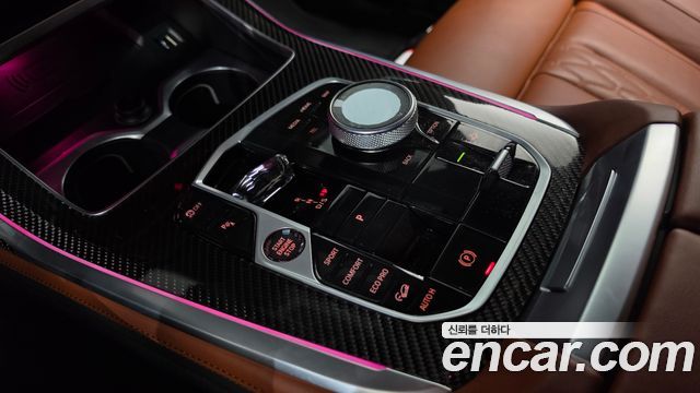 BMW X7 2025 — photo 12