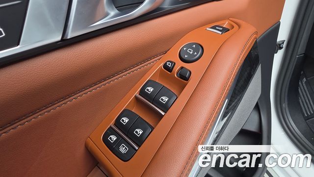 BMW X7 2025 — photo 18