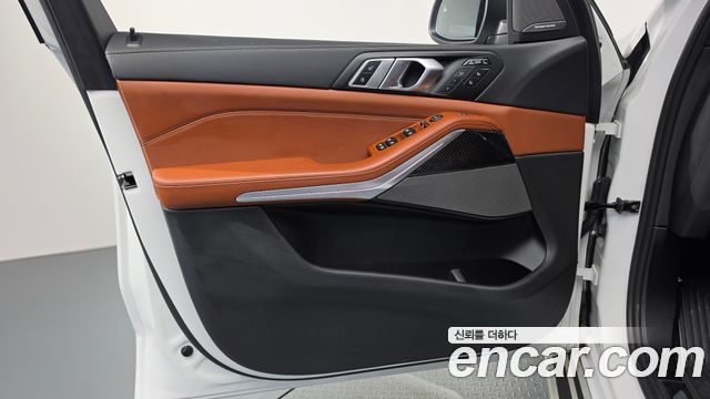 BMW X7 2025 — photo 14