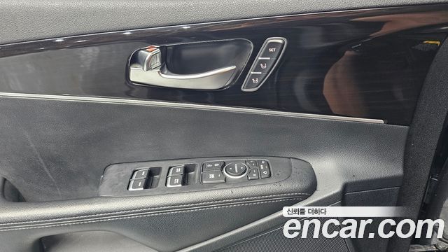 Kia Sorento 2018 — photo 27