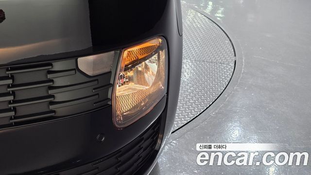 Hyundai Staria 2026 — photo 8