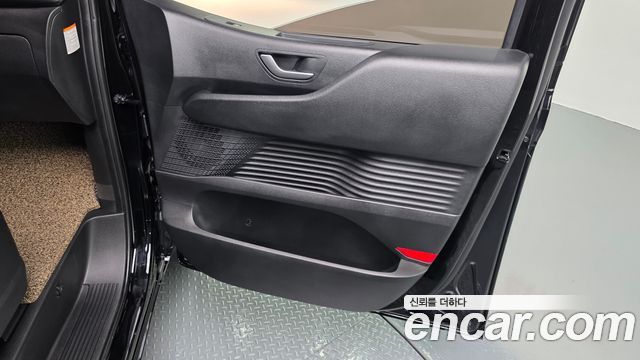 Hyundai Staria 2026 — photo 15