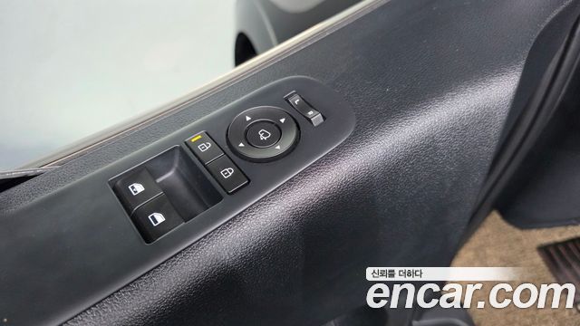 Hyundai Staria 2026 — photo 27