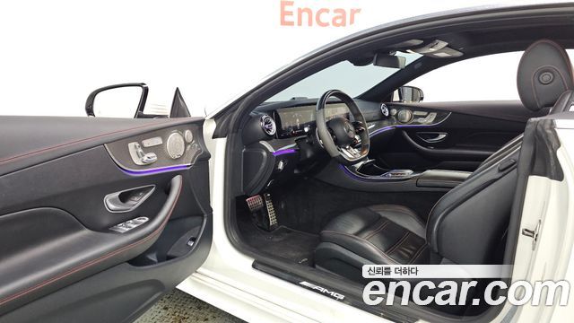 Mercedes-Benz E-Class 2021 — photo 13