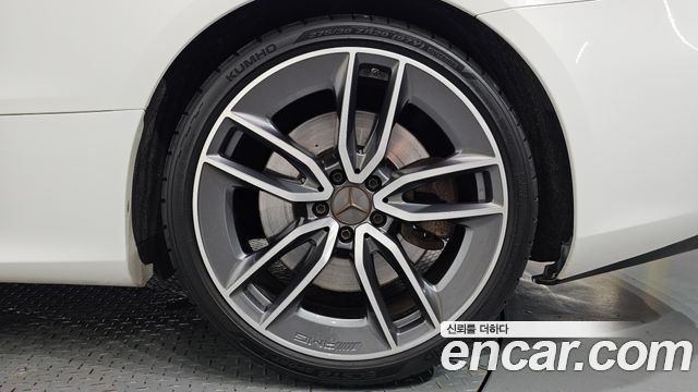 Mercedes-Benz E-Class 2021 — photo 7