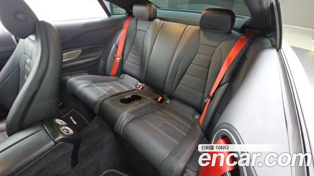 Mercedes-Benz E-Class 2021 — photo 16