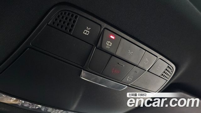 Mercedes-Benz E-Class 2021 — photo 30