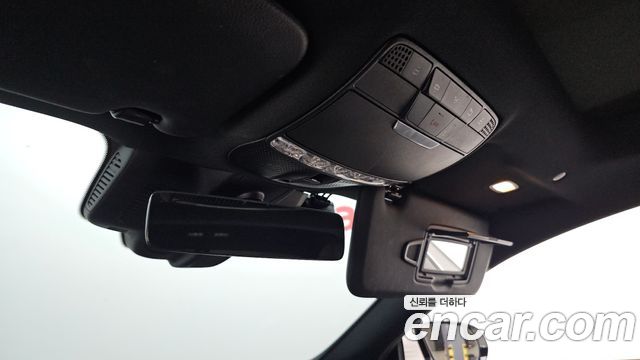 Mercedes-Benz E-Class 2021 — photo 31