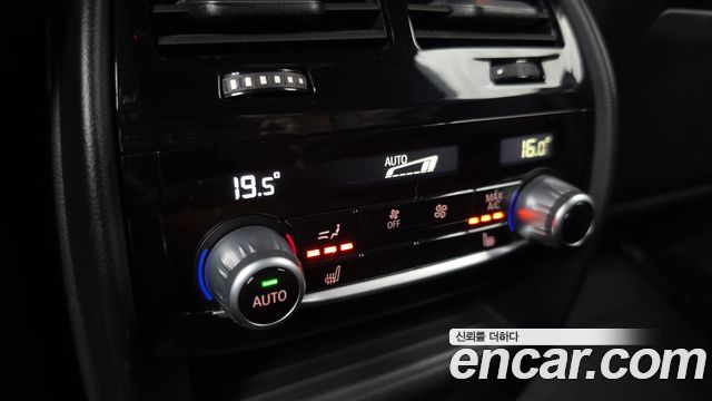 BMW M5 2019 — photo 25