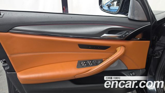 BMW M5 2019 — photo 14