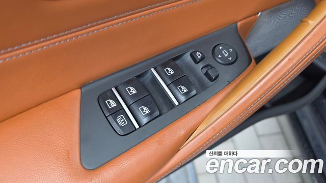 BMW M5 2019 — photo 29