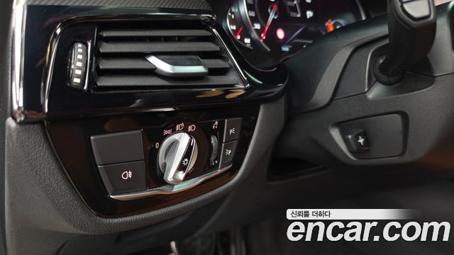BMW M5 2019 — photo 31