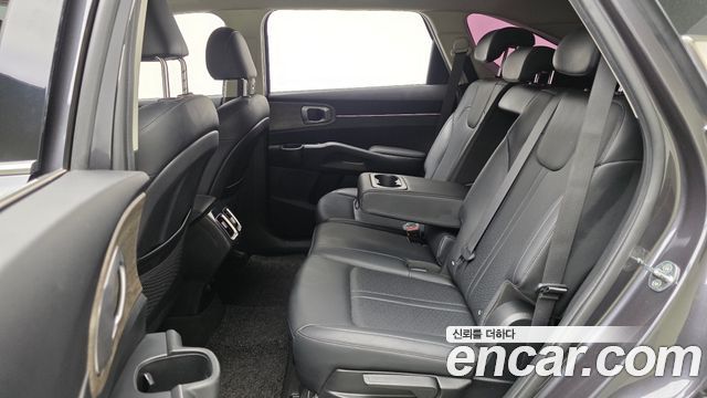 Kia Sorento 2021 — photo 13