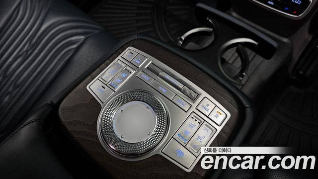 Genesis G80 2021 — photo 23