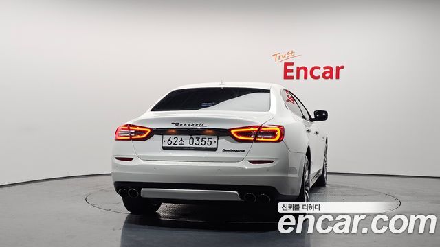 Maserati Quattroporte 2016 — photo 4
