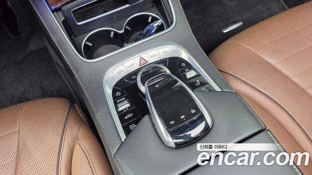 Mercedes-Benz S-Class 2018 — photo 16
