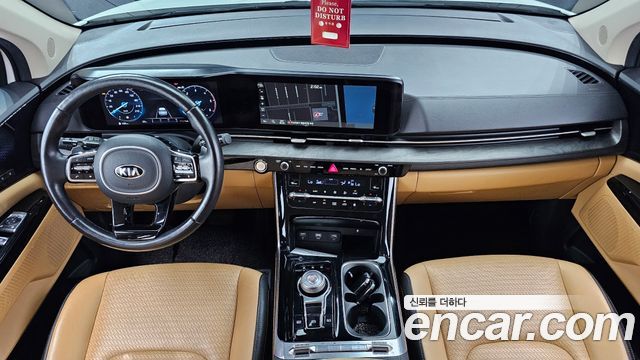 Kia Canival 2021 — photo 7