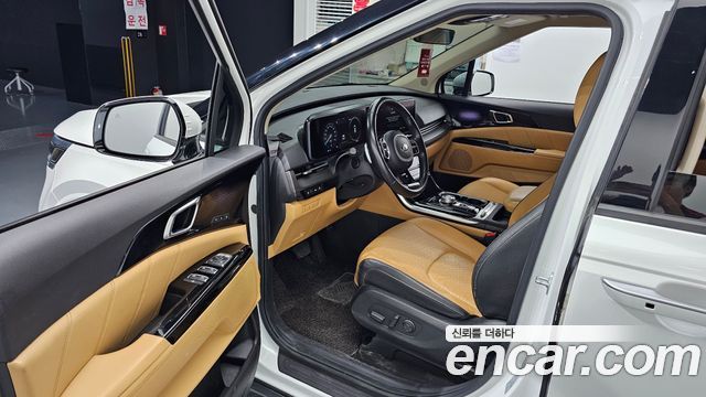 Kia Canival 2021 — photo 10