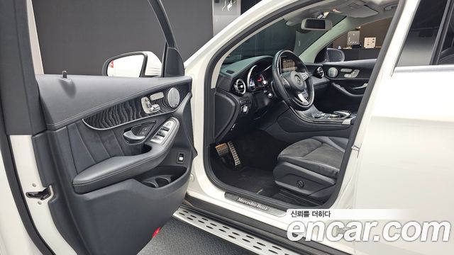 Mercedes-Benz GLC-Class 2018 — photo 13