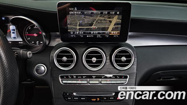 Mercedes-Benz GLC-Class 2018 — photo 20