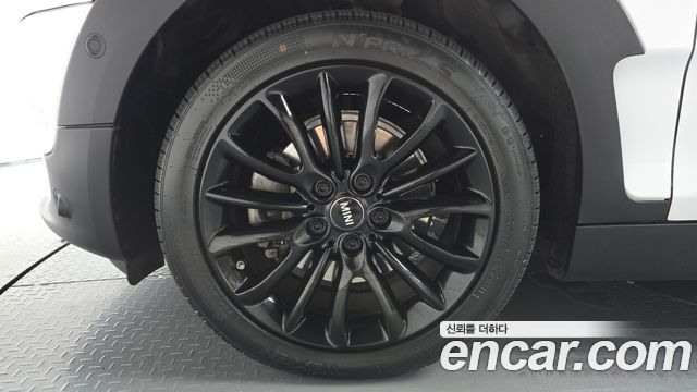 Mini Clubman 2024 — photo 5