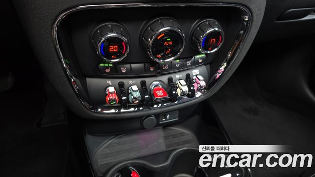 Mini Clubman 2024 — photo 24