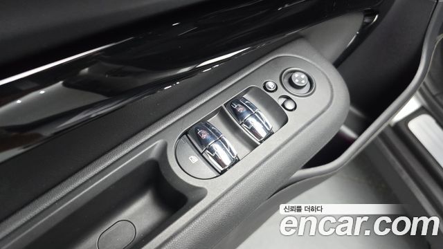 Mini Clubman 2024 — photo 27