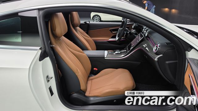 Mercedes-Benz CLE-Class 2024 — photo 16