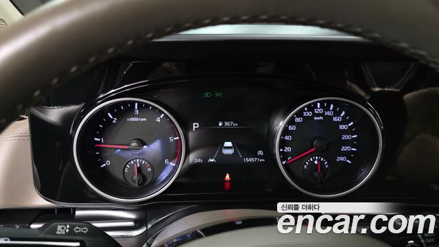 Kia Canival 2023 — photo 8