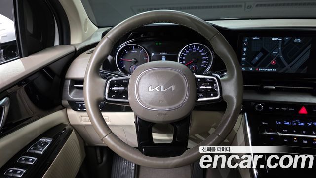 Kia Canival 2023 — photo 13