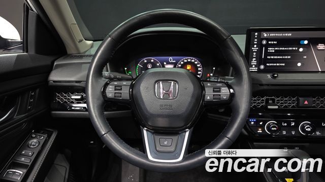 Honda Accord 2023 — photo 13