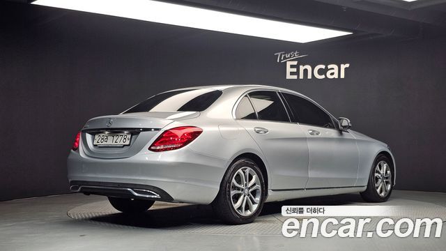 Mercedes-Benz C-Class 2016 — photo 2