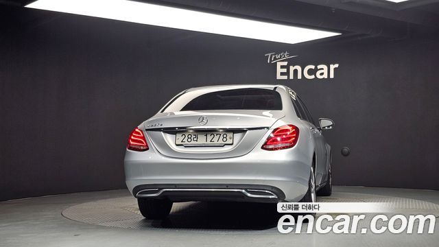 Mercedes-Benz C-Class 2016 — photo 4